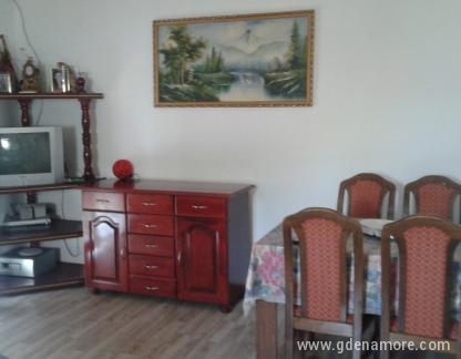 Apartman Snezana, privatni smeštaj u mestu Šušanj, Crna Gora
